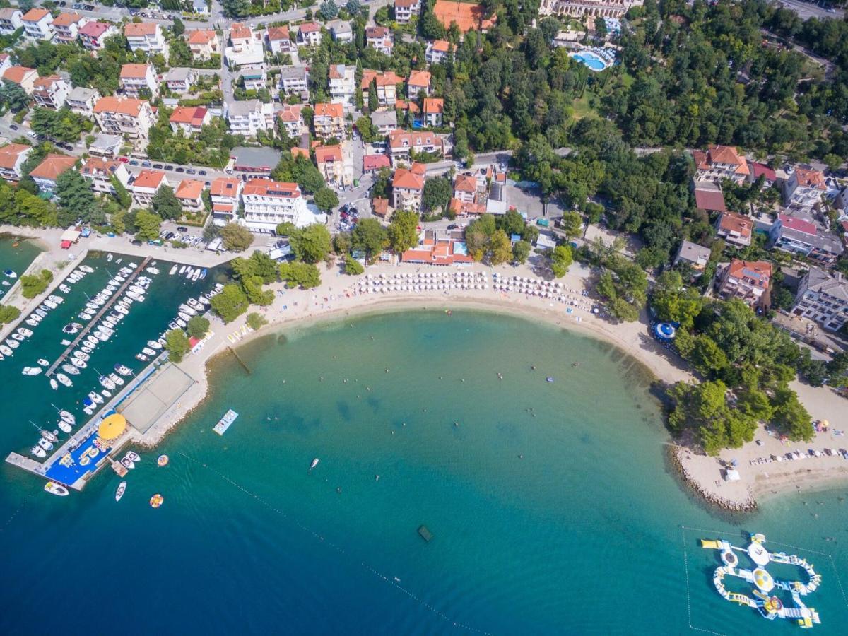 Apartments Sobol Crikvenica Buitenkant foto