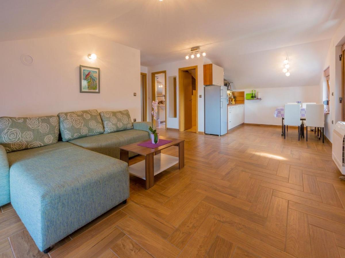 Apartments Sobol Crikvenica Buitenkant foto