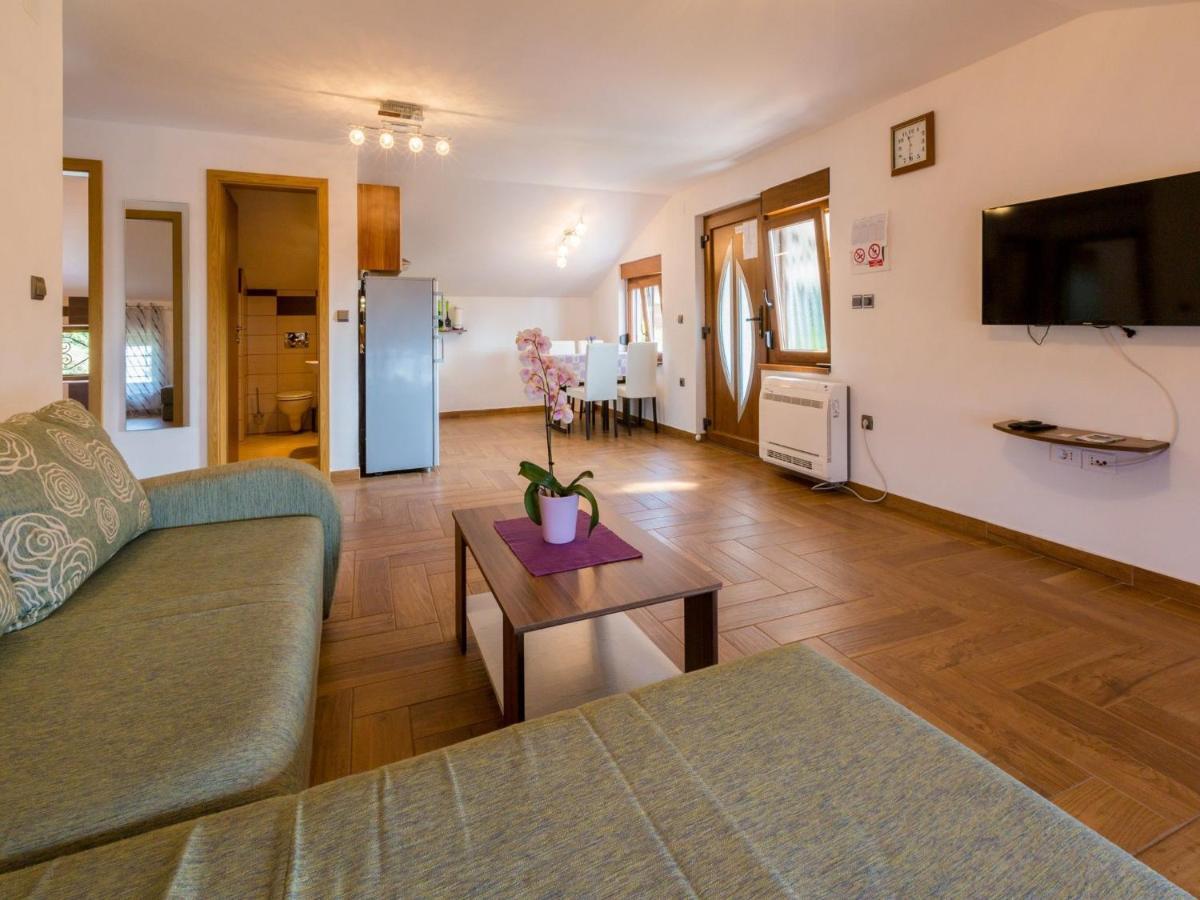 Apartments Sobol Crikvenica Buitenkant foto